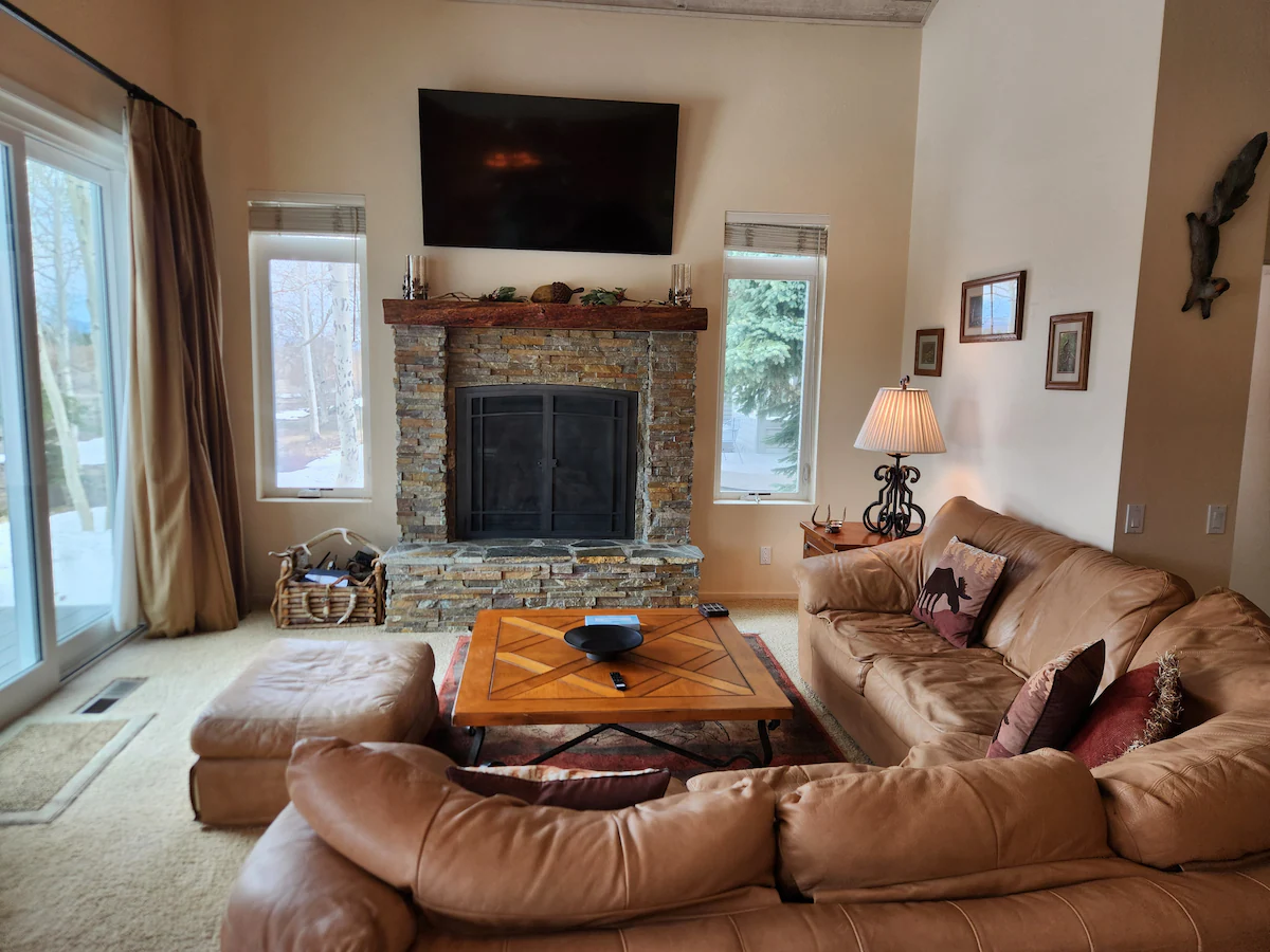 Snowcreek Resort Vacation Rental 511 — photo 2