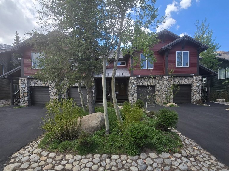 Snowcreek Resort Vacation Rental 950 — photo 2
