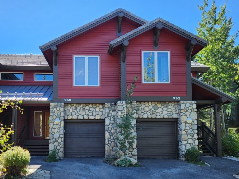 Snowcreek Resort Vacation Rental 950 — photo 3
