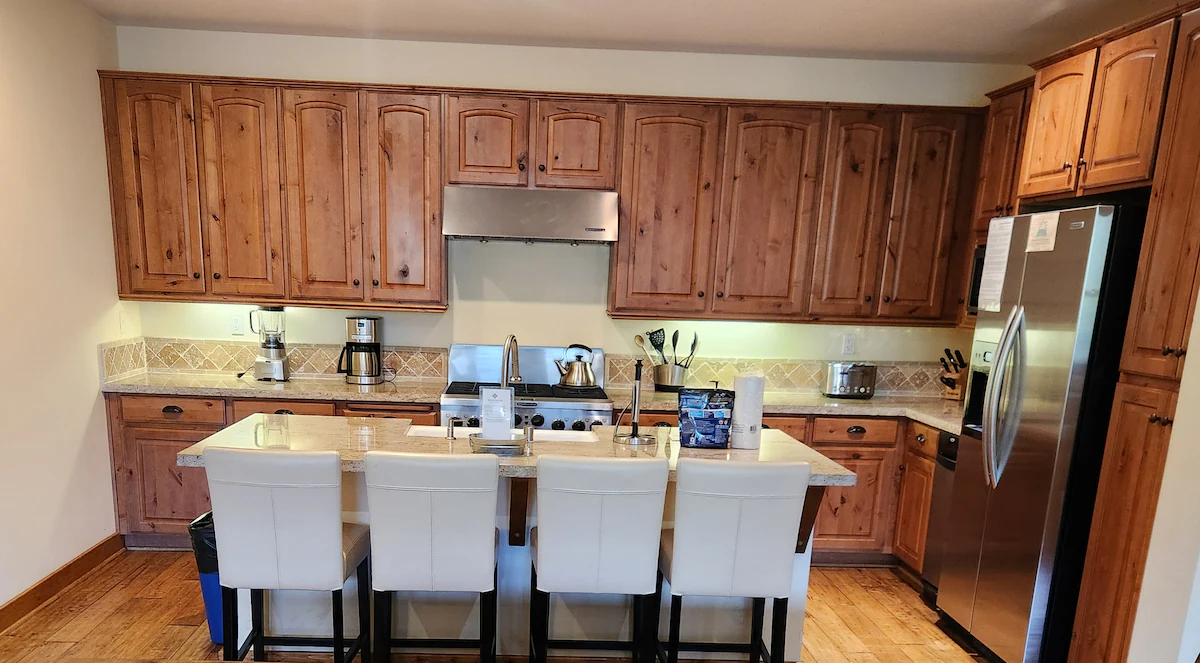 Snowcreek Resort Vacation Rental 1302 — photo 4