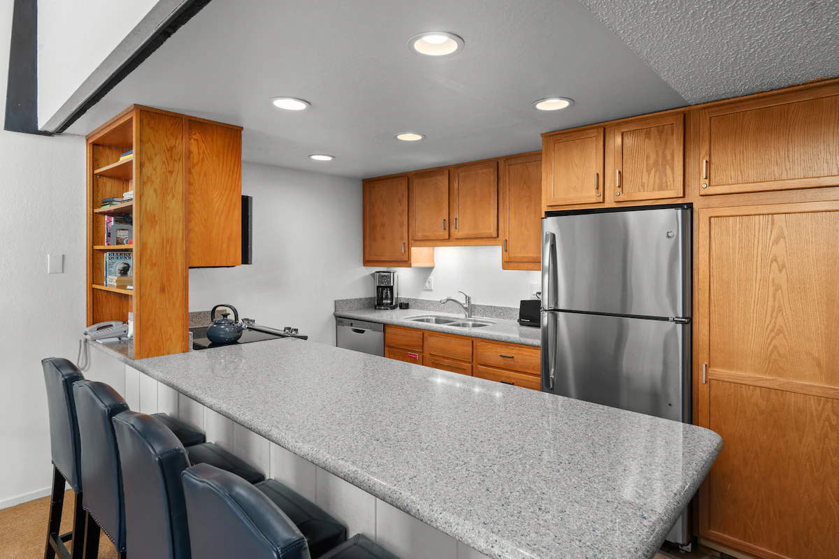 Crestwood 2313 Deluxe 1 Bedroom Plus Loft — photo 4