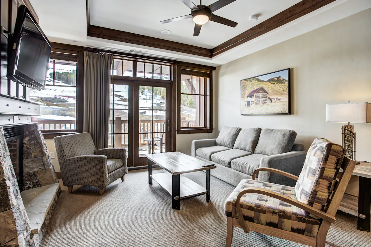 Fantastic Summer Location A/C 2-Bedroom Condo — photo 2