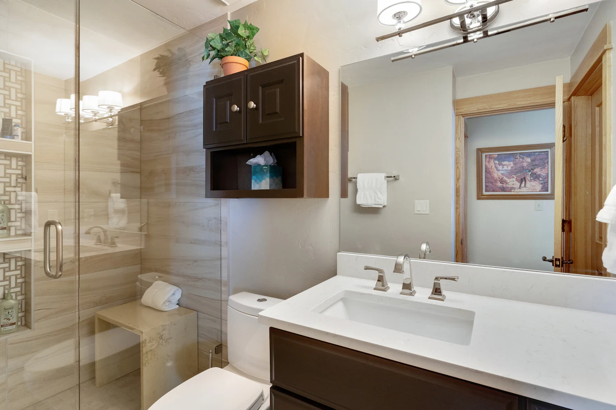 Bear Claw 411 Ski-In/Out Condo + Ski Shuttle! — photo 5