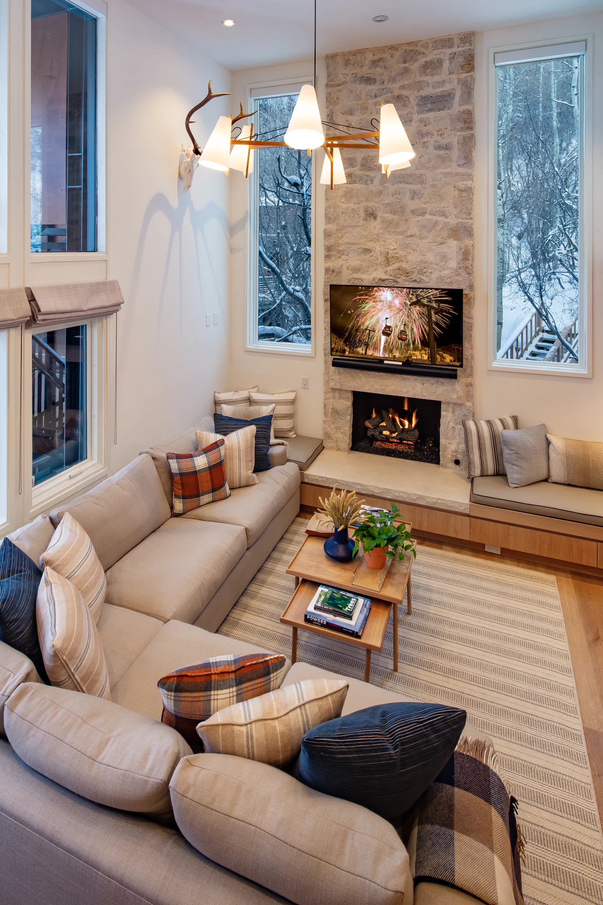 Fifth Avenue 201 | 3BR Condo w/ Mountain Views — photo 5