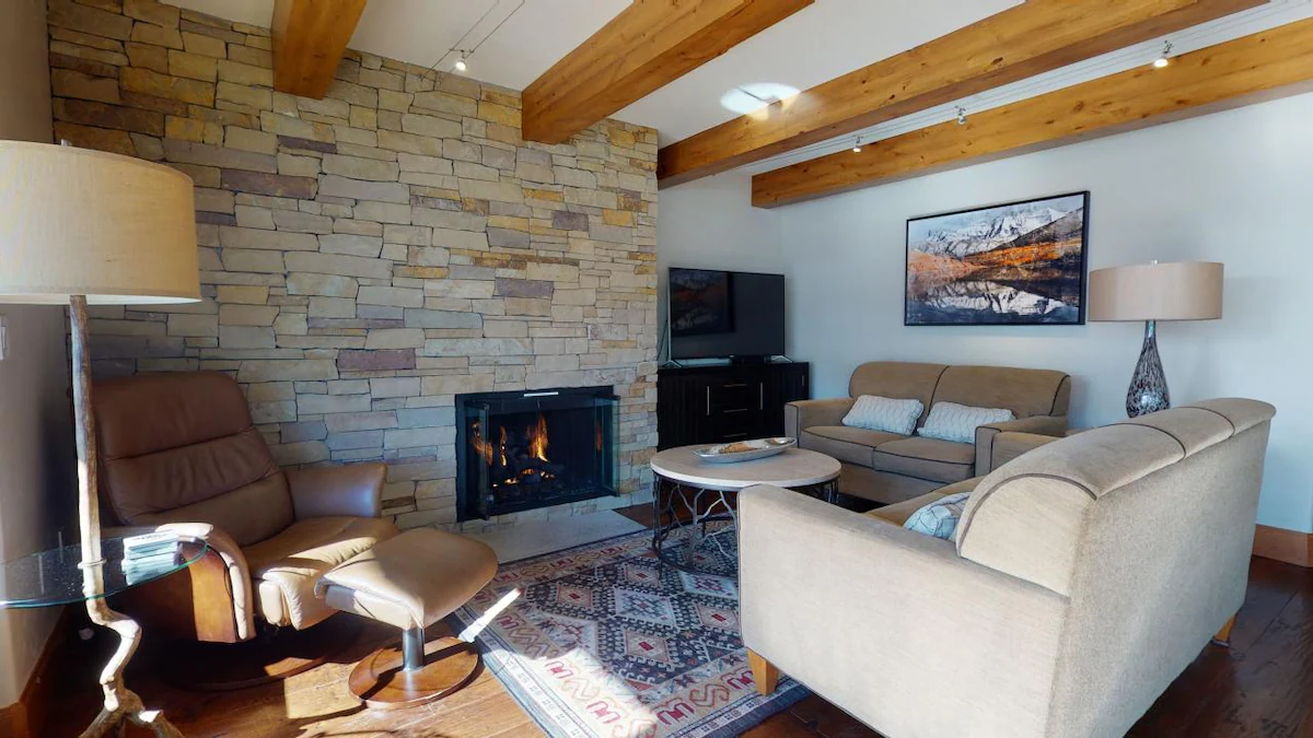 Landmark 501 - 2 Bedroom Diamond — photo 4