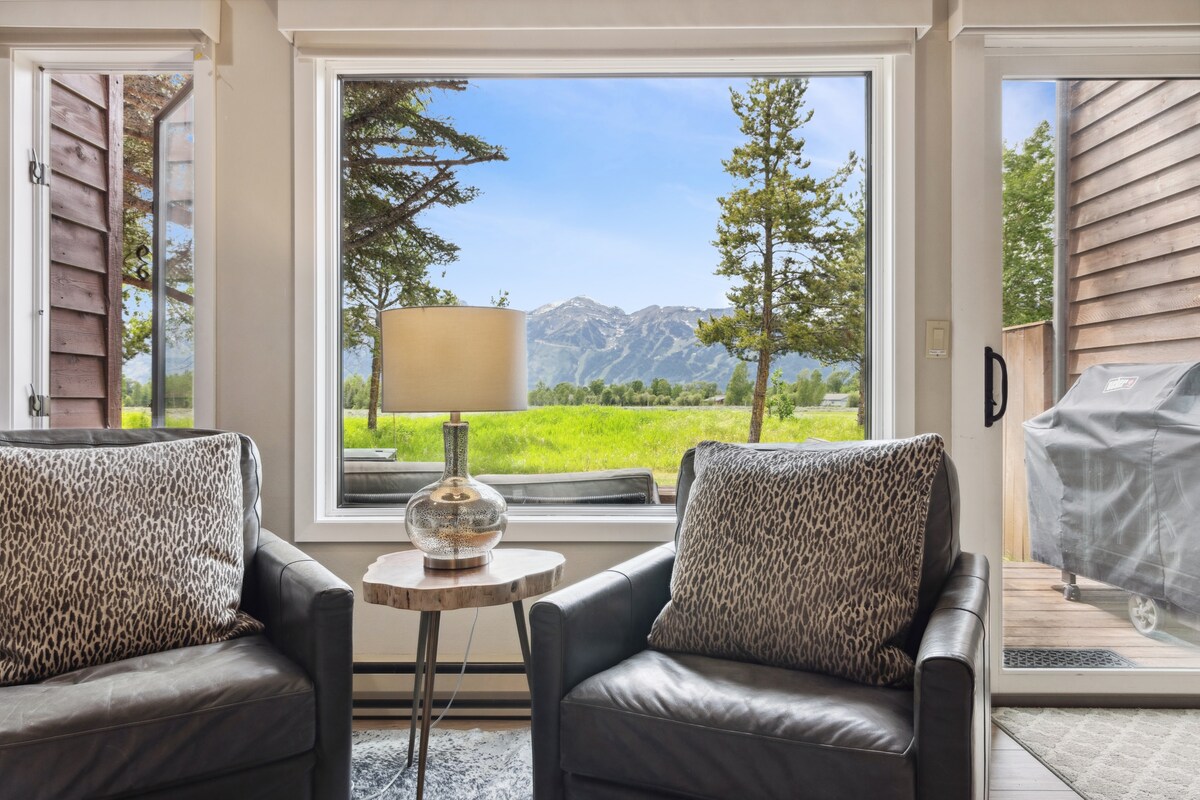 Outpost: Teton Shadows Granite E - Private Sauna! — photo 3