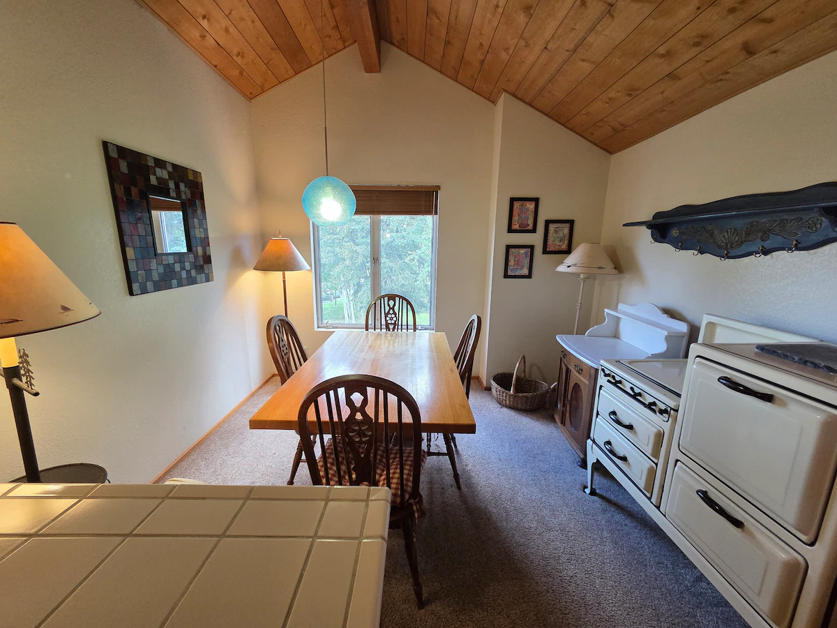 Snowcreek Resort Vacation Rental 644 — photo 5
