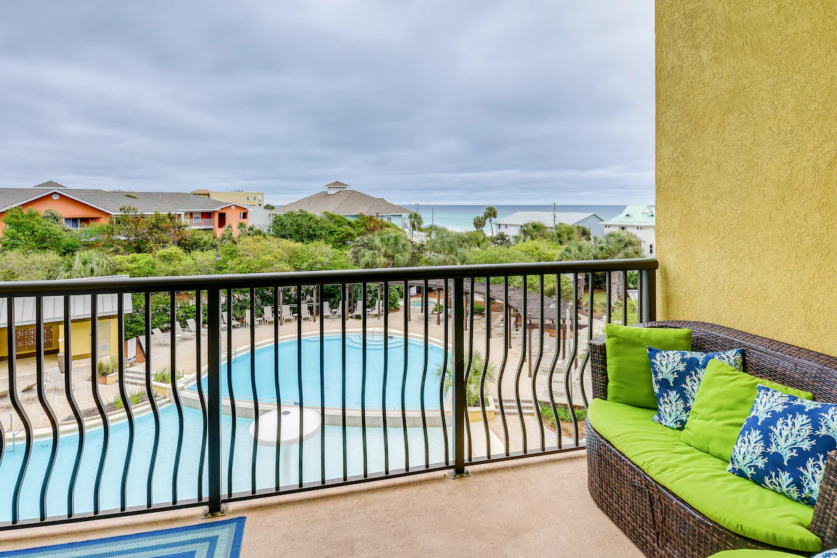 Cozy Miramar Beach Condo w/ Pools & Beach Access! — photo 2