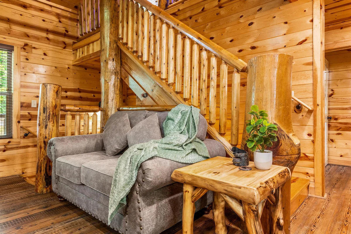 Indoor Pool-Fireplace- Hot Tub-Arcade-Gatlinburg — photo 2
