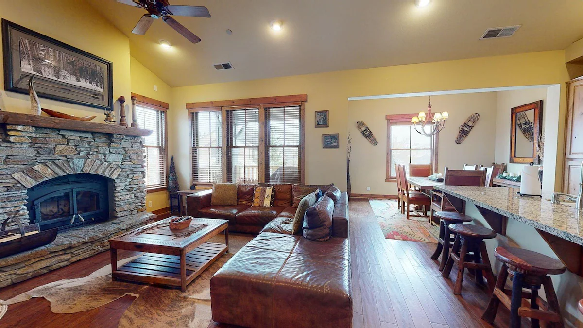 Snowcreek Resort Vacation Rental 1152 — photo 3