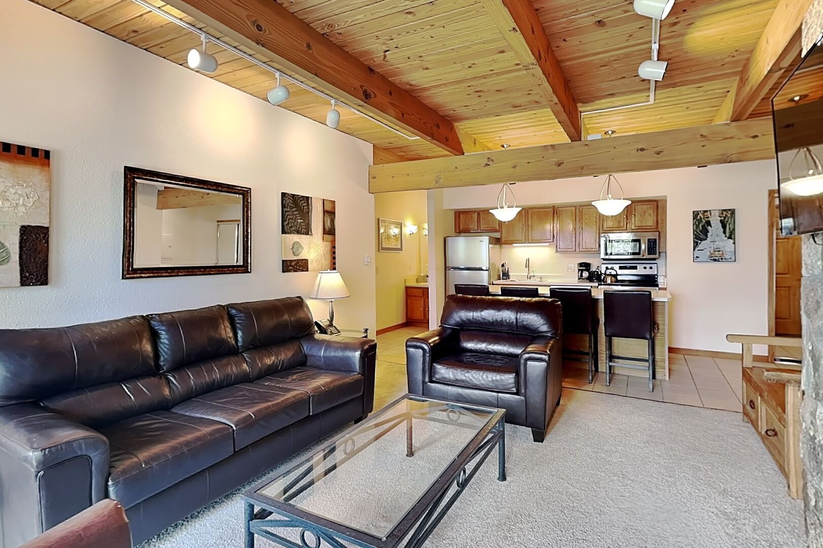 Timberline B2B Standard 1 Bedroom — photo 3