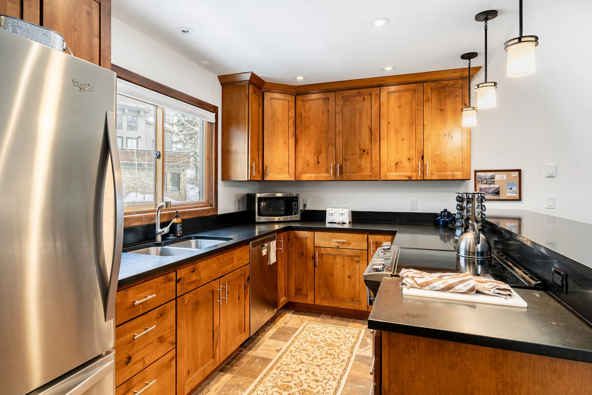 Riverside Condos C202 by AvantStay | Near Lift #8 — photo 3