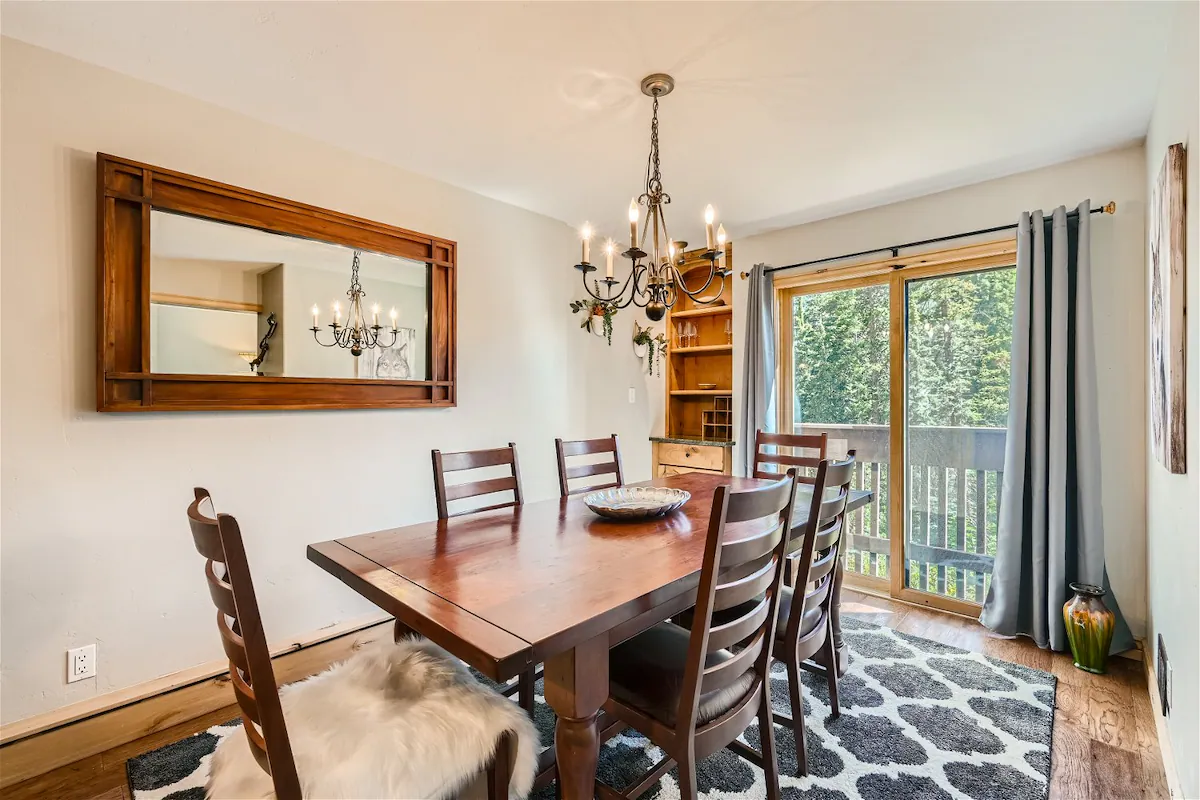 Vail Village 2BD condo sleeps 6 — photo 4
