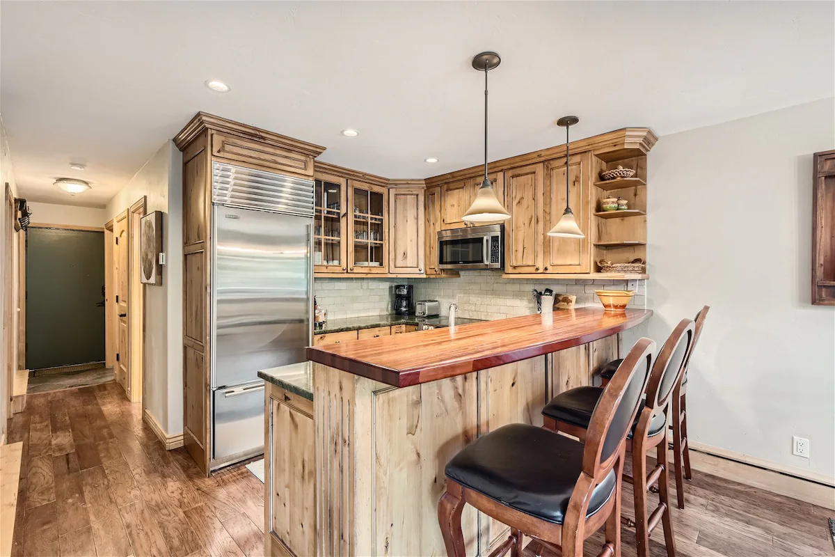 Vail Village 2BD condo sleeps 6 — photo 5