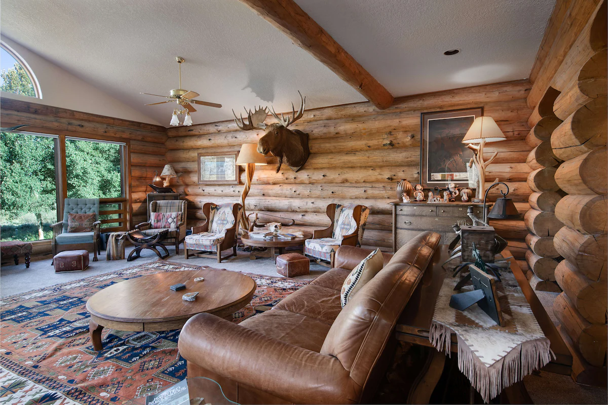 Swan River Lodge Home: Spacious, Hot Tub — photo 5