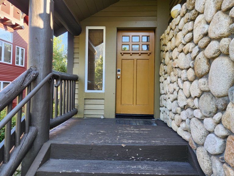 Snowcreek Resort Vacation Rental 980 — photo 4