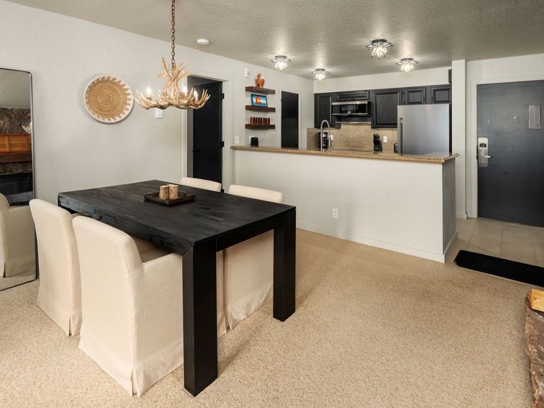 Villas at Snowmass Club - 1207 — photo 3