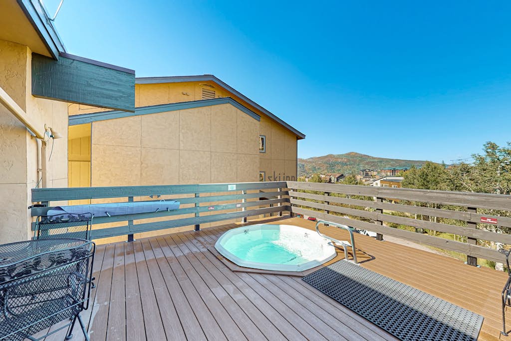 2BR Ski In/Out Mountainview Ski Inn Condos 225 — photo 3