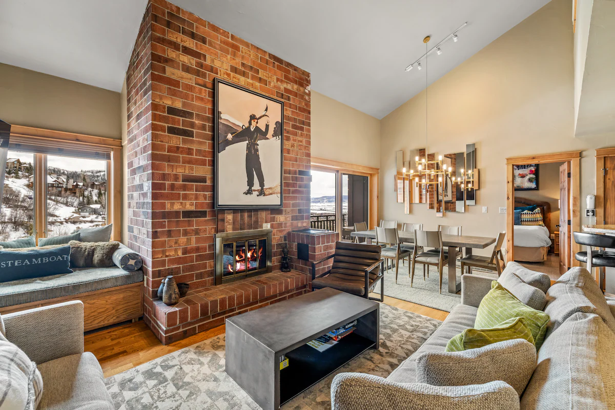 Bear Claw 509 Ski-In/Out Condo + Ski Shuttle! — photo 4