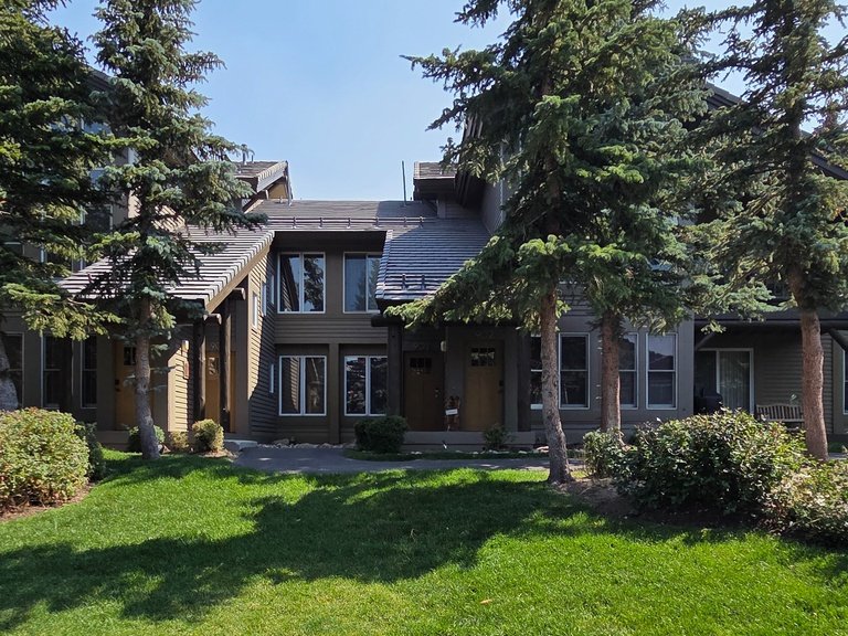 Snowcreek Resort Vacation Rental 903 — photo 2