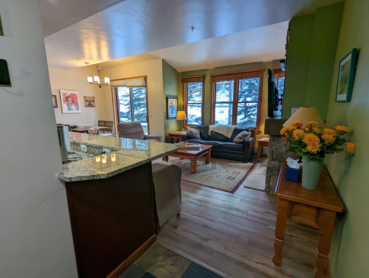 Main Street Junction-A Breck Retreat-Dogs Welcome! — photo 3