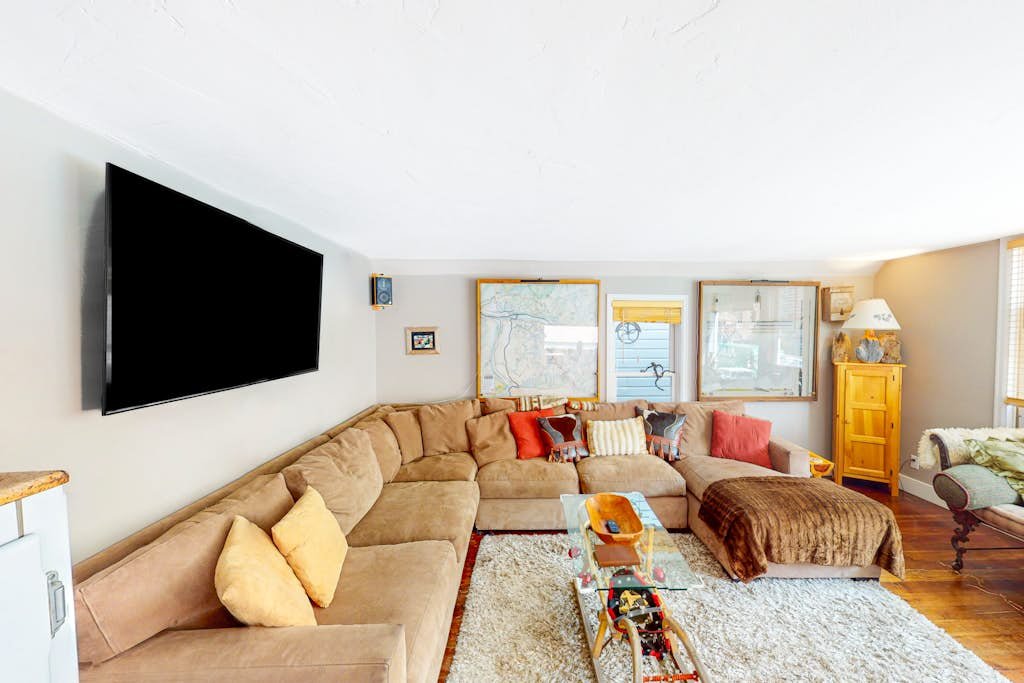 Colorado East 215 - The Telluride Historic — photo 4
