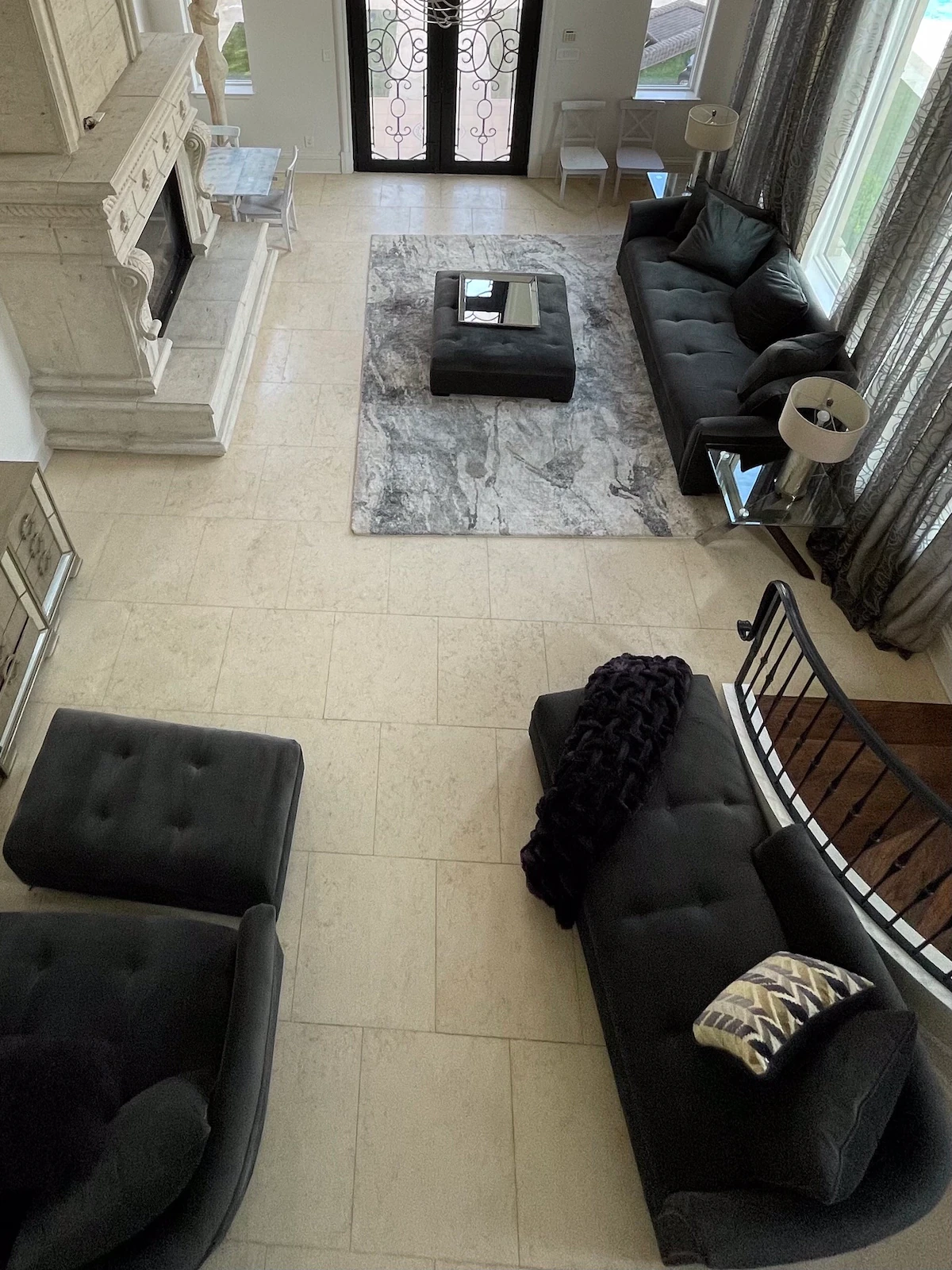 Luxurious Modern Italian Style Guest Home — photo 3