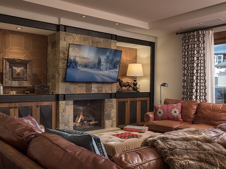 One Steamboat Place #609: Longs Peak - Steamboat Springs Rental — photo 4