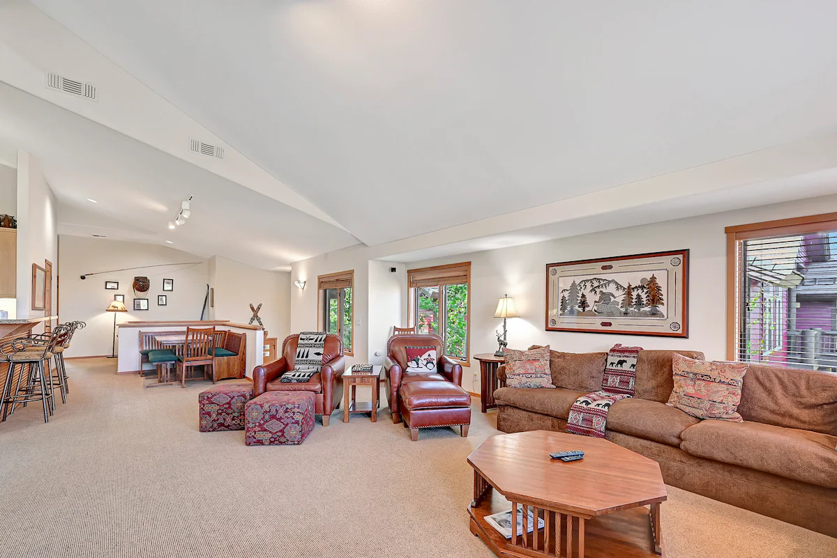 Snowcreek 811- Beautiful views, Spacious — photo 3