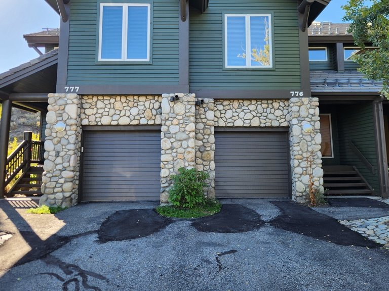 Snowcreek Resort Vacation Rental 776 — photo 3