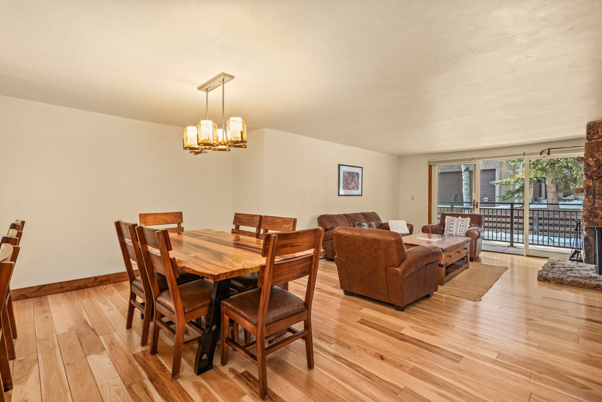700 Monarch 205 | Deluxe Condo with Private Deck & — photo 3