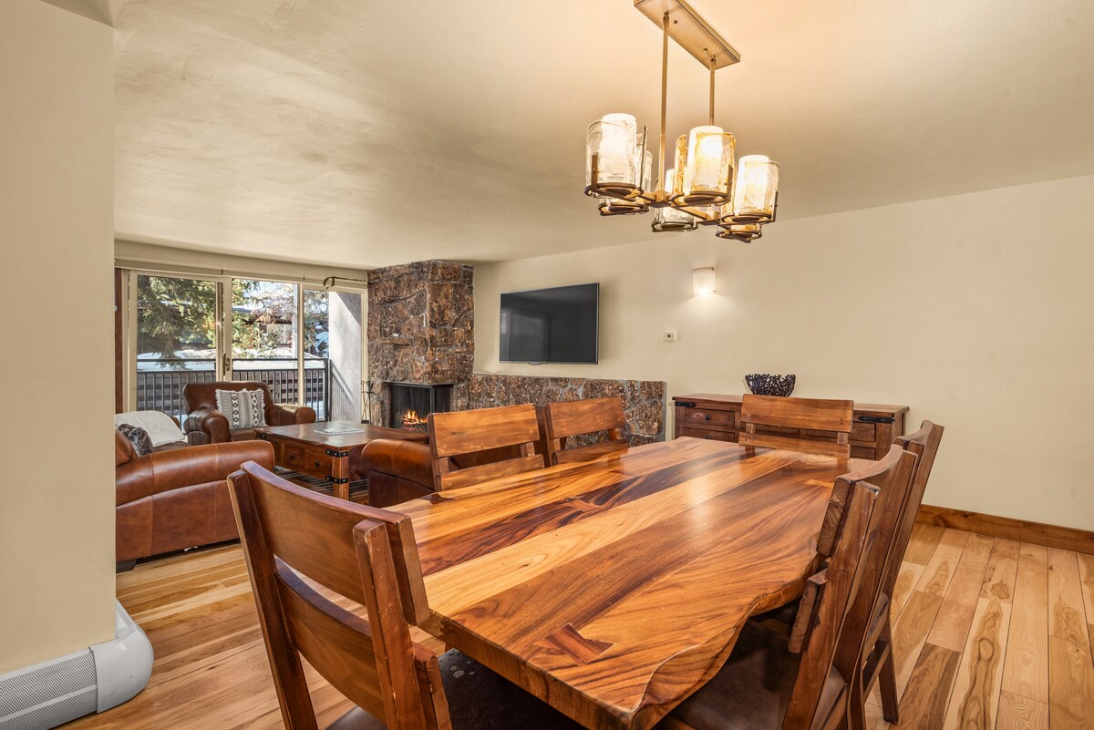 700 Monarch 205 | Deluxe Condo with Private Deck & — photo 5