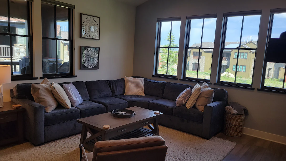 Snowcreek Resort Vacation Rental 1440 — photo 3