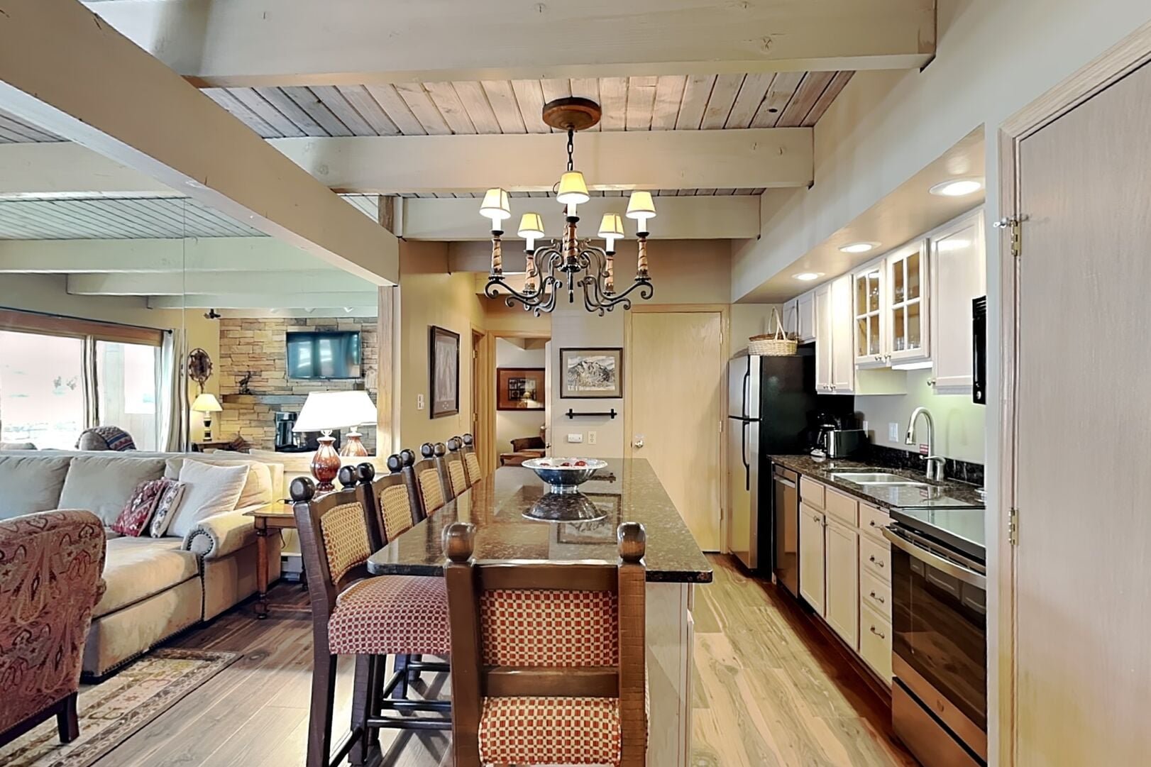 Timberline B2H Deluxe 2 Bedroom — photo 4