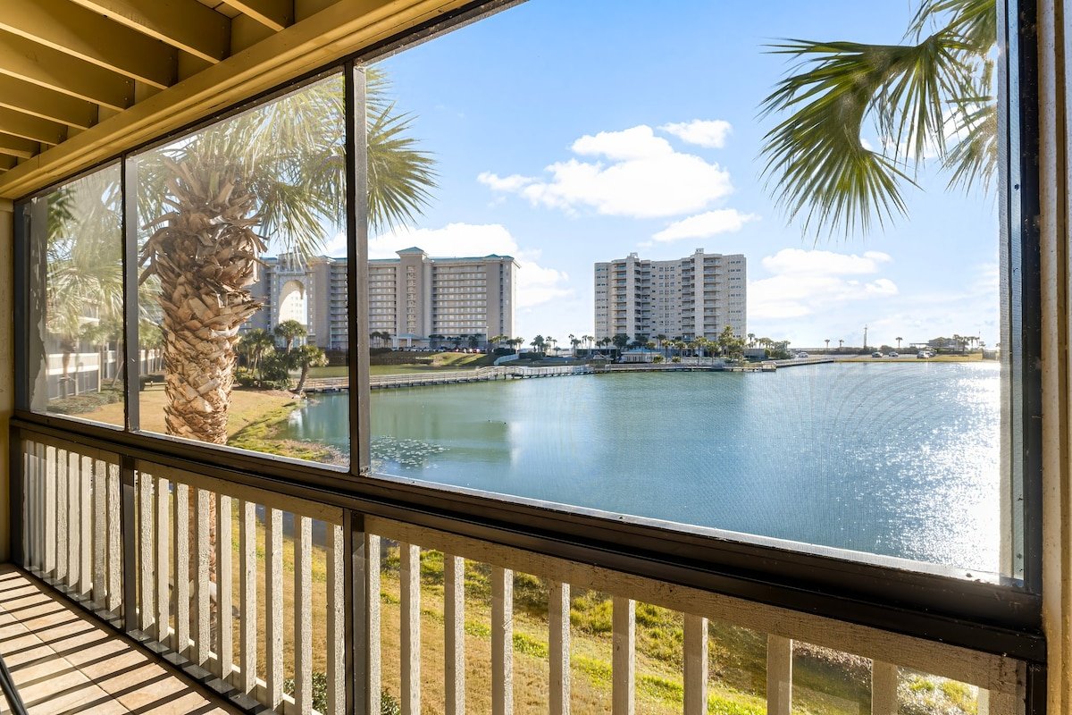 Lakeside Serenity 287-Lakefront Condo-Sleeps 8 — photo 4