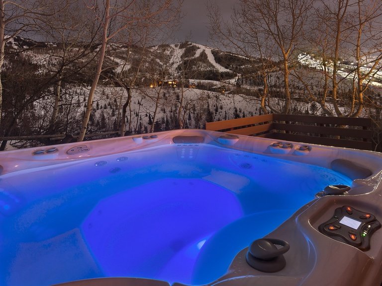 Senner Chalet - Steamboat Springs Rental — photo 3