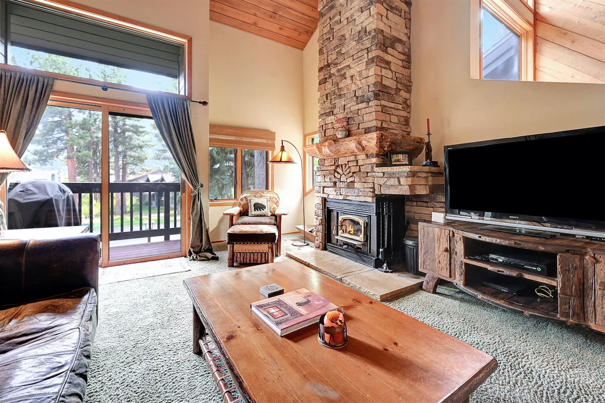 Snowcreek 476- Nice Spacious Townhouse — photo 3