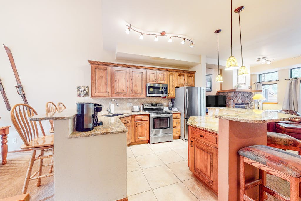 Comfortable 3BR Mountainview | Hot Tub — photo 5