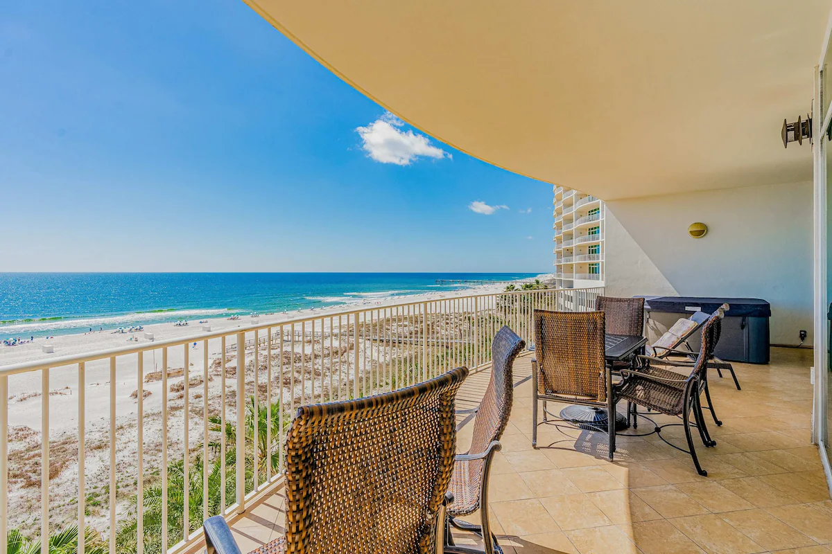 3BR Oceanfront | Balcony | Pool | Tennis | Hot Tub — photo 3