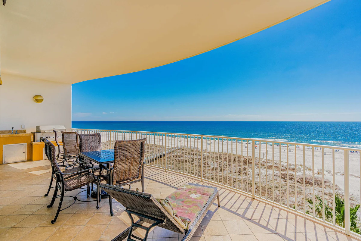 3BR Oceanfront | Balcony | Pool | Tennis | Hot Tub — photo 5
