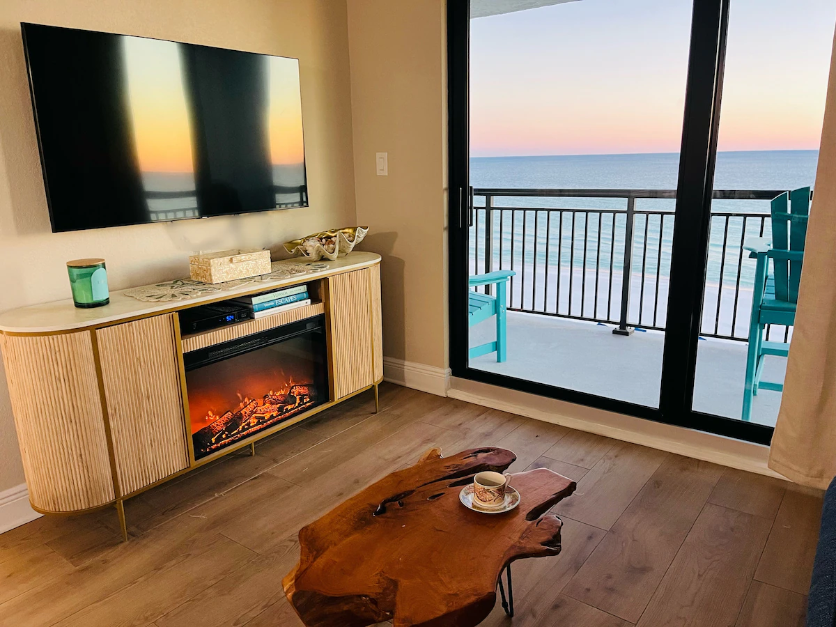 SUNDESTIN BEACH RESORT 812, BEACHFRONT — photo 3