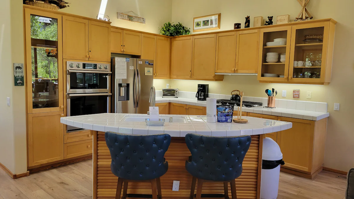 Snowcreek Resort Vacation Rental 955 — photo 3