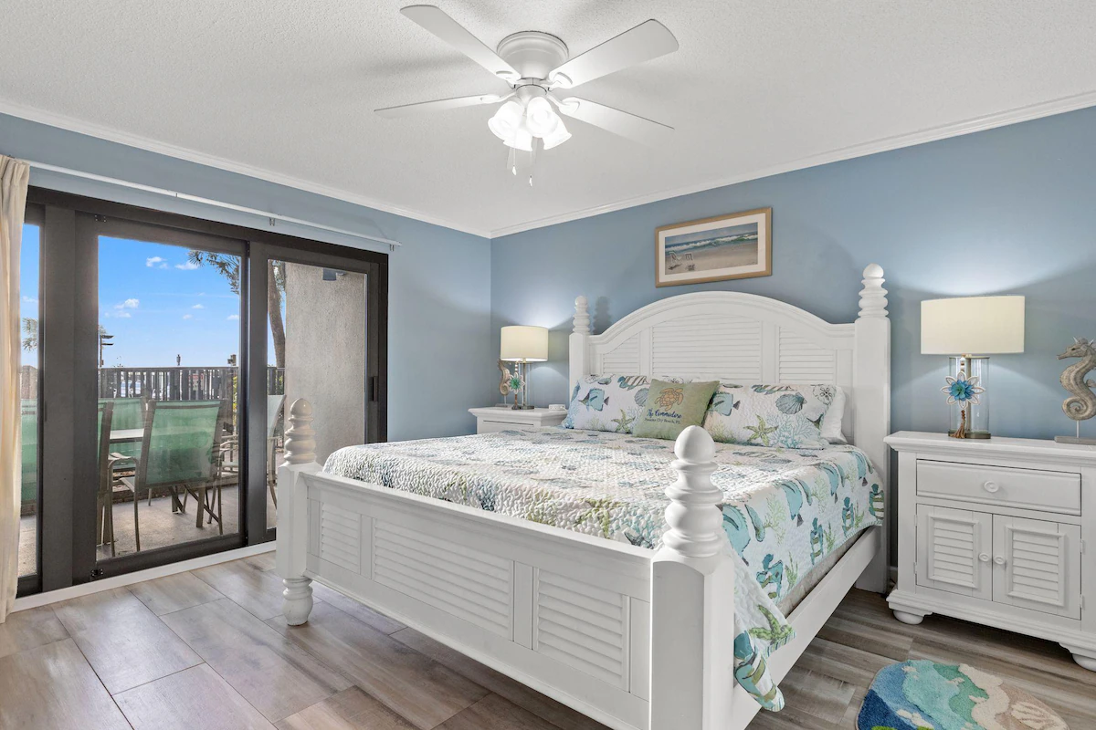 Commodore 105 | Beachfront 3BR—Steps to the Pool & — photo 4