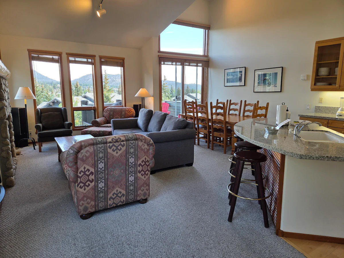 Snowcreek Resort Vacation Rental 988 — photo 2