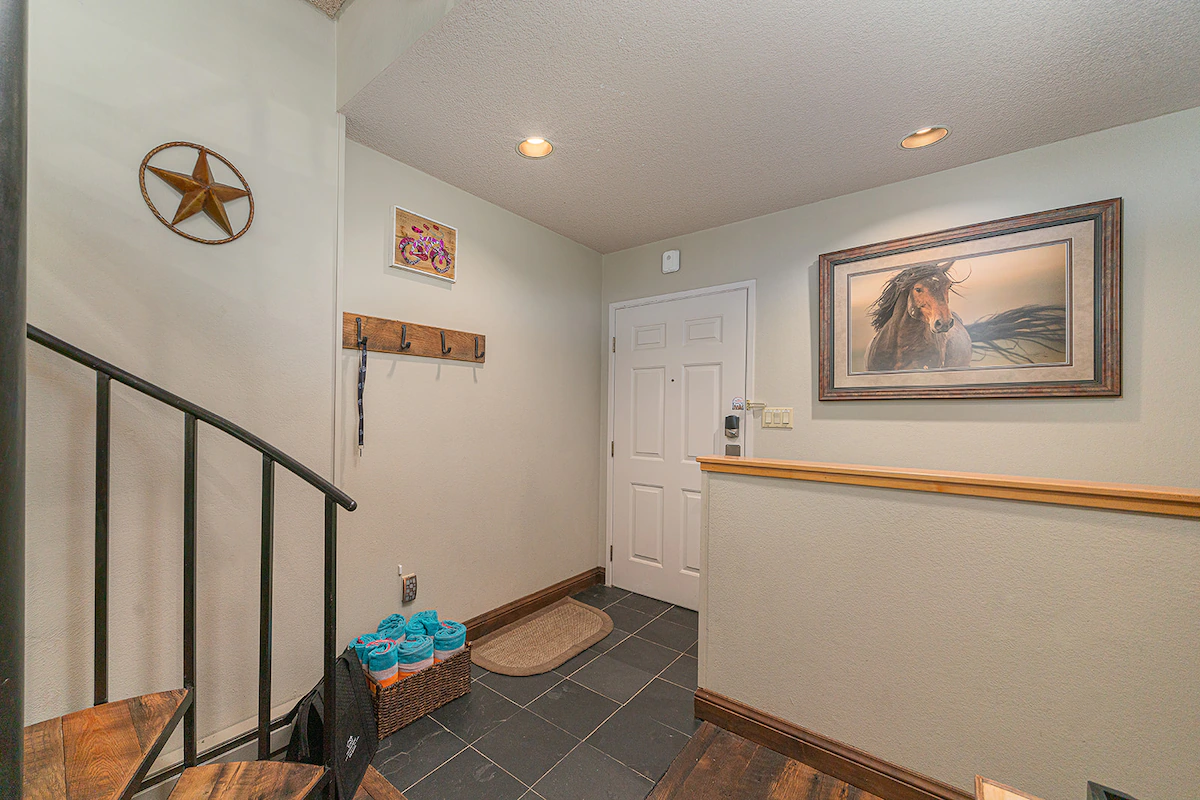 Lulu6P Liftside Condo - Walk to Town & Gondola — photo 3