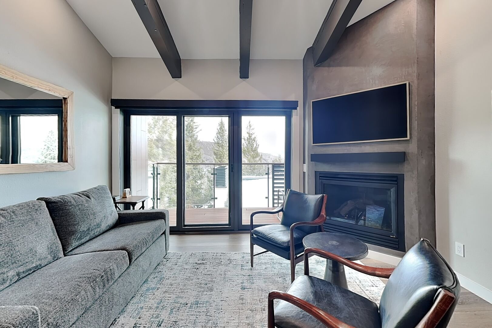 Timberline 302 Premier Studio w/ Loft — photo 3
