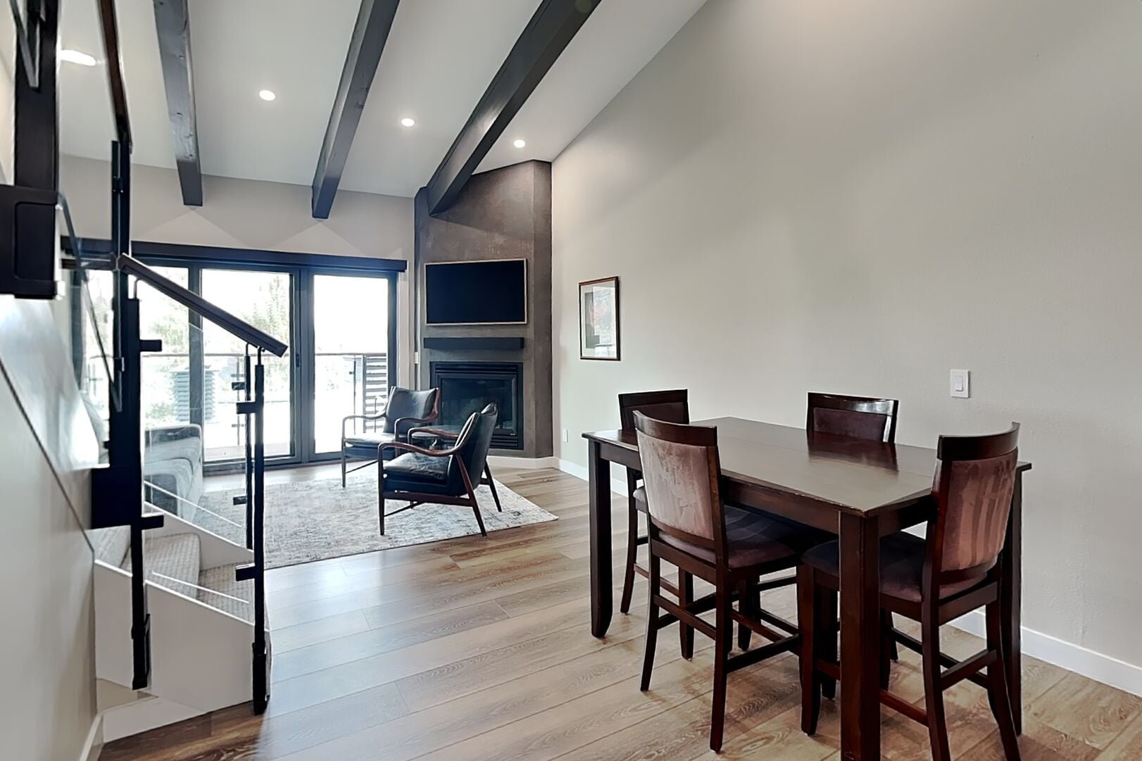 Timberline 302 Premier Studio w/ Loft — photo 5