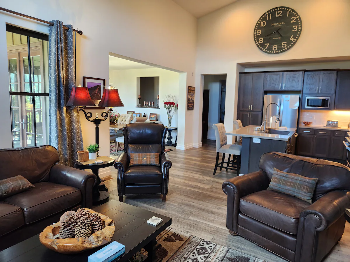 Snowcreek Resort Vacation Rental 1336 — photo 2