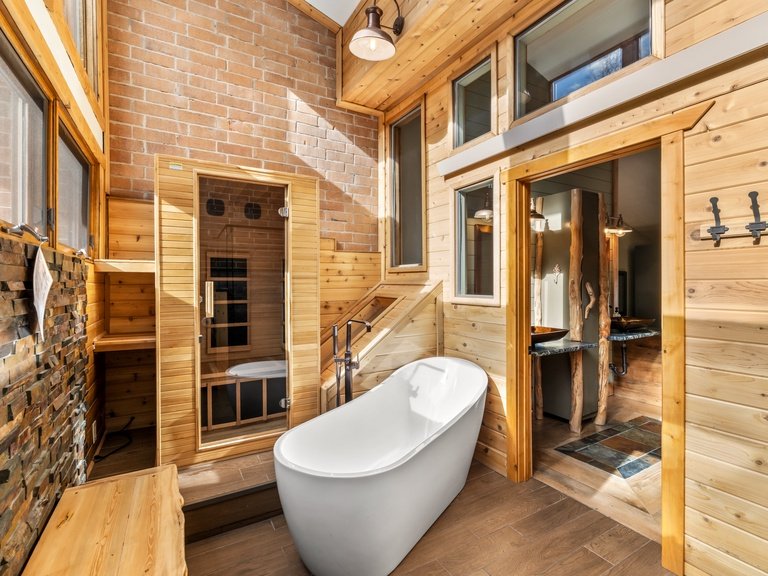 Winterwood Townhome 10 — photo 3
