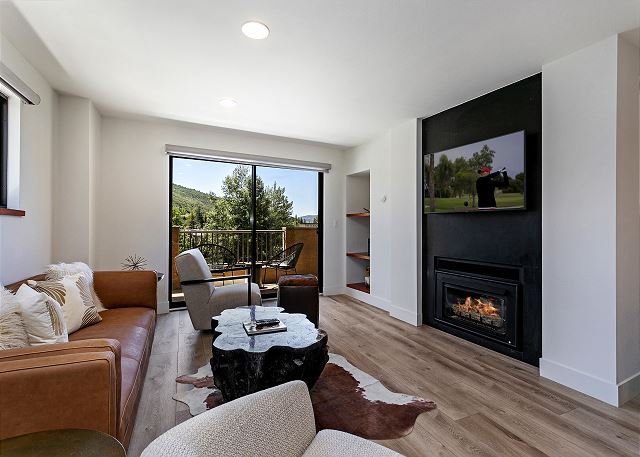 Seasons at Avon 228, 3BD Condo in heart of Avon - Mountain Vacation Lodging — photo 3